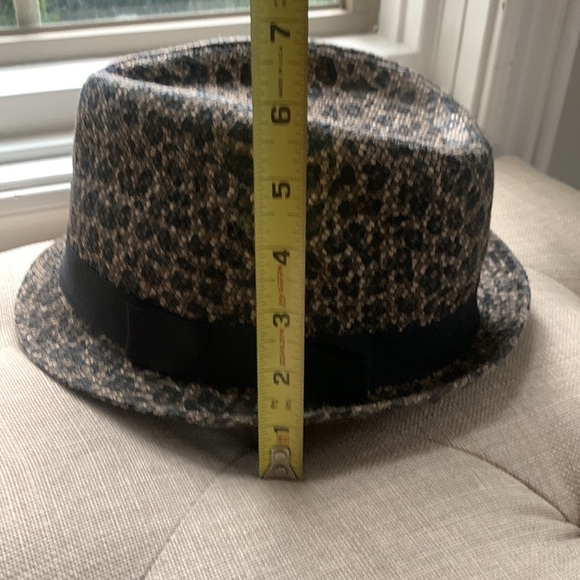 Scala Pronto Leopard Print Fedora Hat - Picture 12 of 12